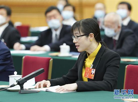5月24日，全國人大代表禹誠參加湖北代表團(tuán)的審議并發(fā)言。新華社記者 黃敬文 攝